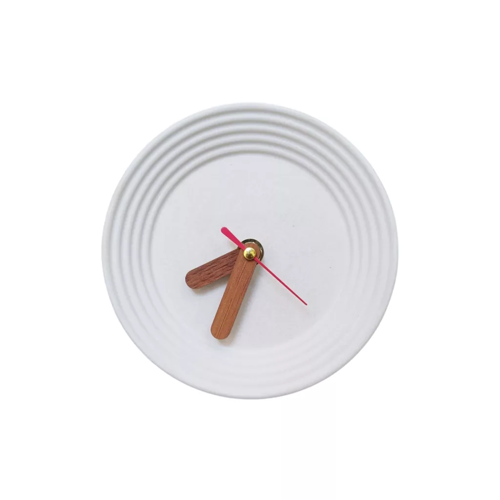 ساعت رومیزی مدل آذر