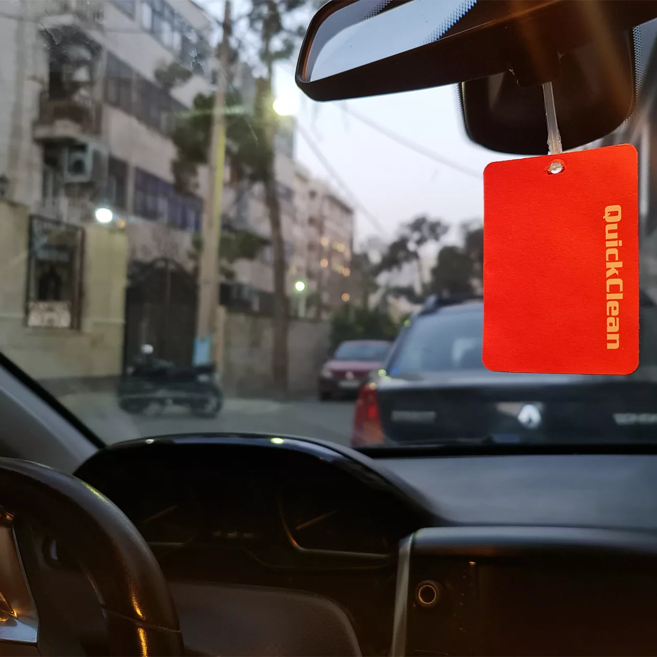 خوشبو هوا خودرو کوئیک کلین مدل کارتی