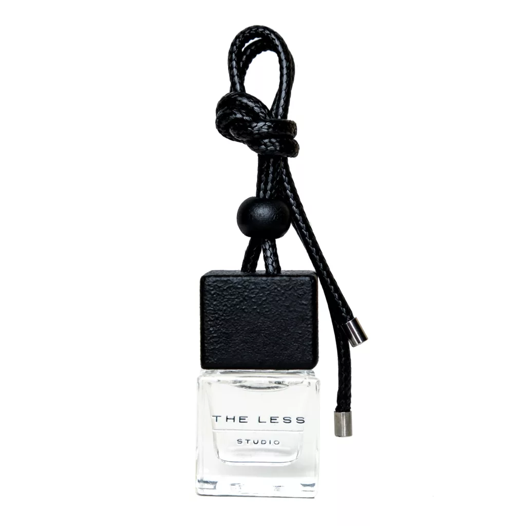 خوشبوکننده خودرو دلس استودیو مدل فریم تری با رایحه وانیل حجم ۱۰ میلی لیتر