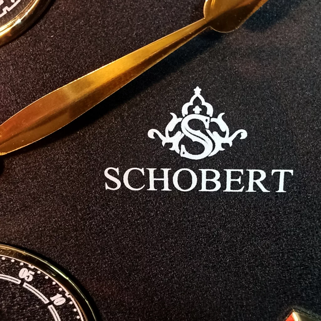 ساعت دیواری شوبرت مدل 5310GNB