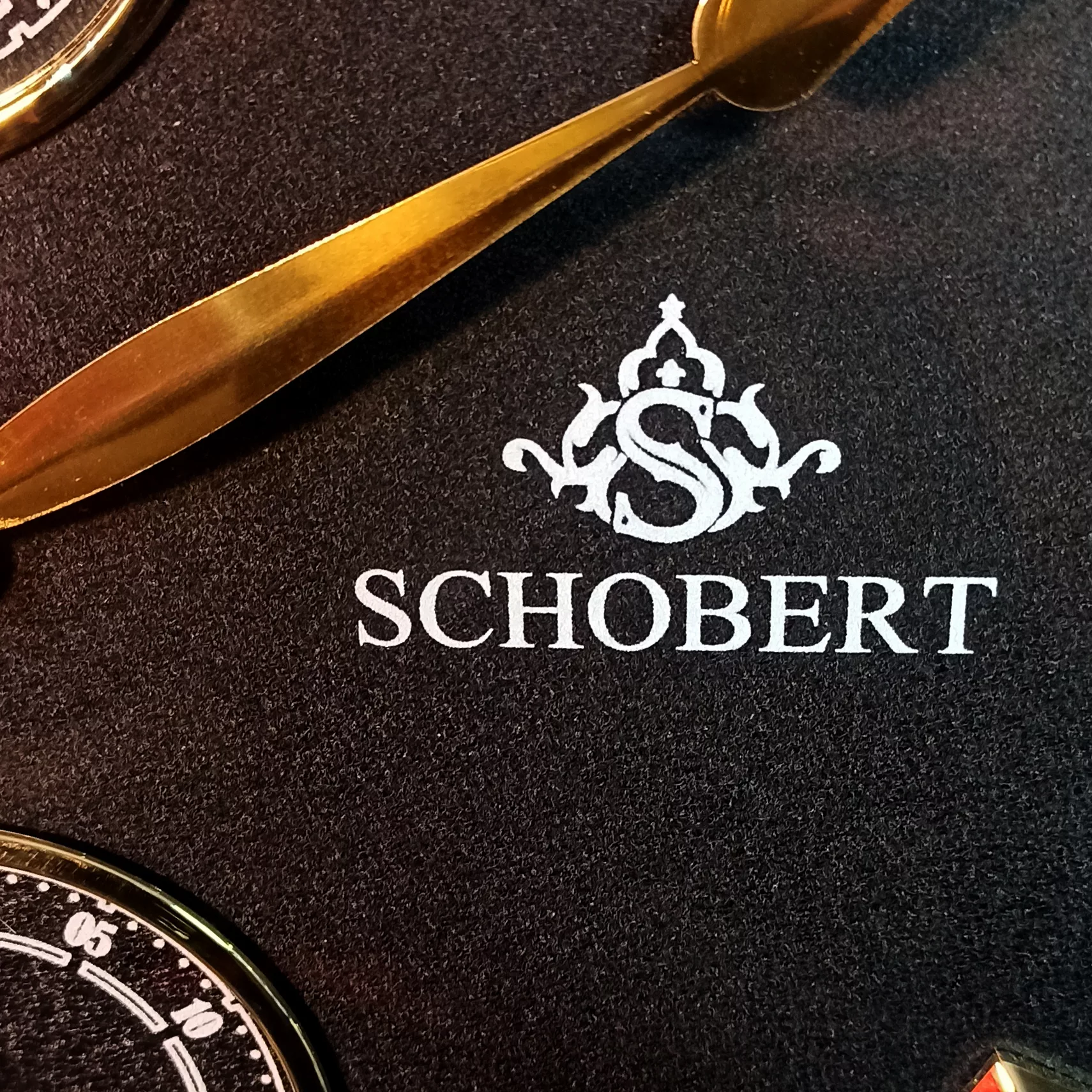 ساعت دیواری شوبرت مدل 5310GNB