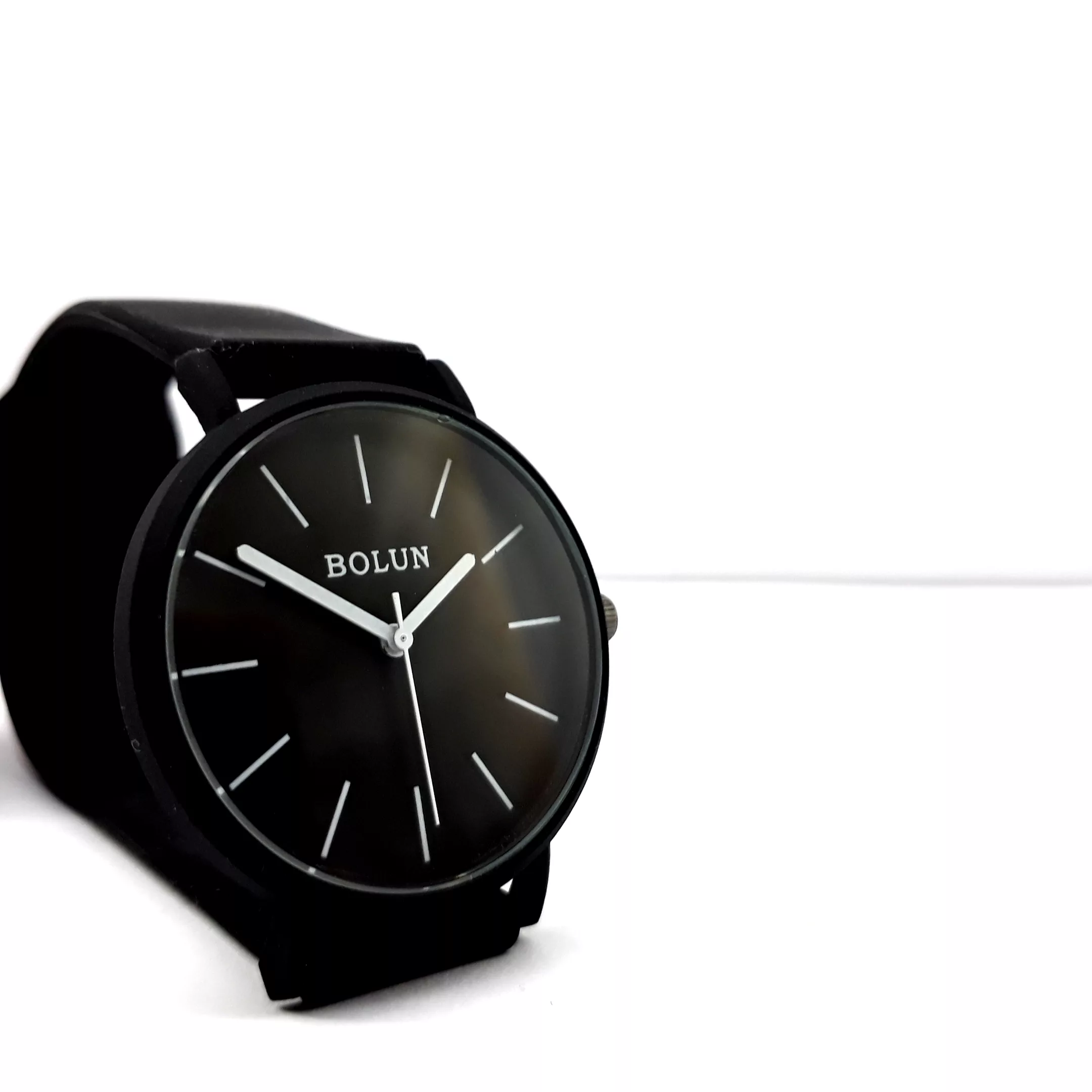 ساعت مچی عقربه ای مدل بلون کد 01