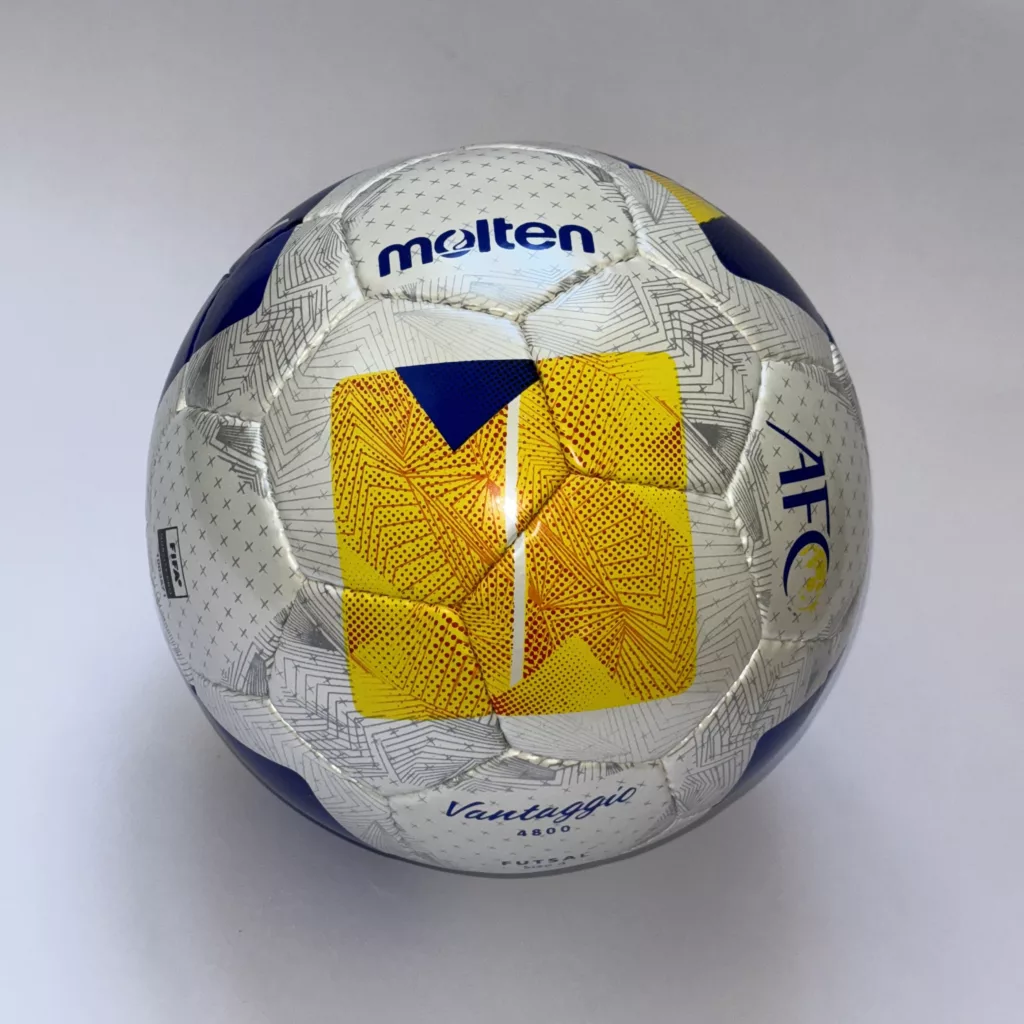 توپ فوتسال مولتن مدل Vantaggio 4800 سایز 4