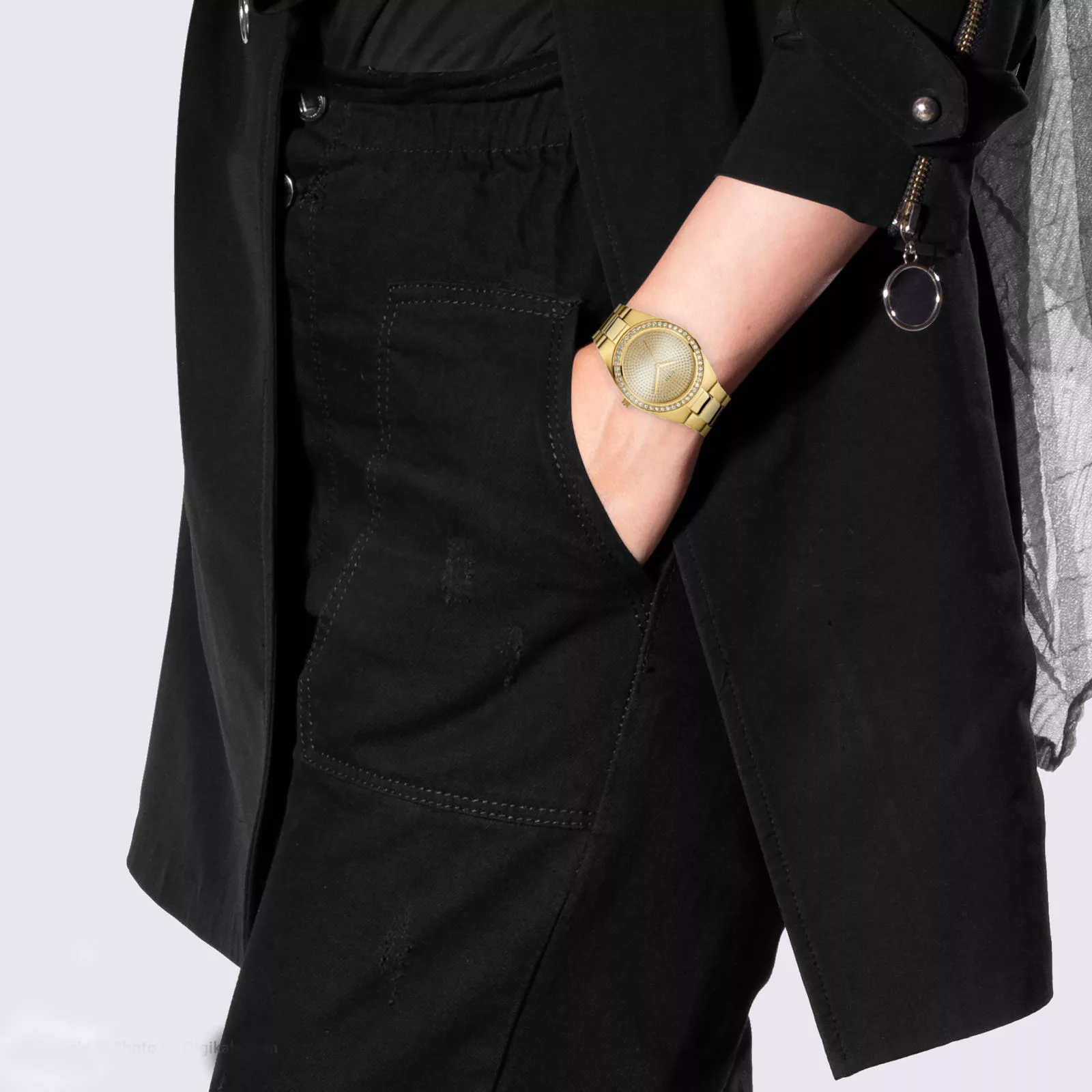 ساعت مچی عقربه ای زنانه گس مدل W0059L1