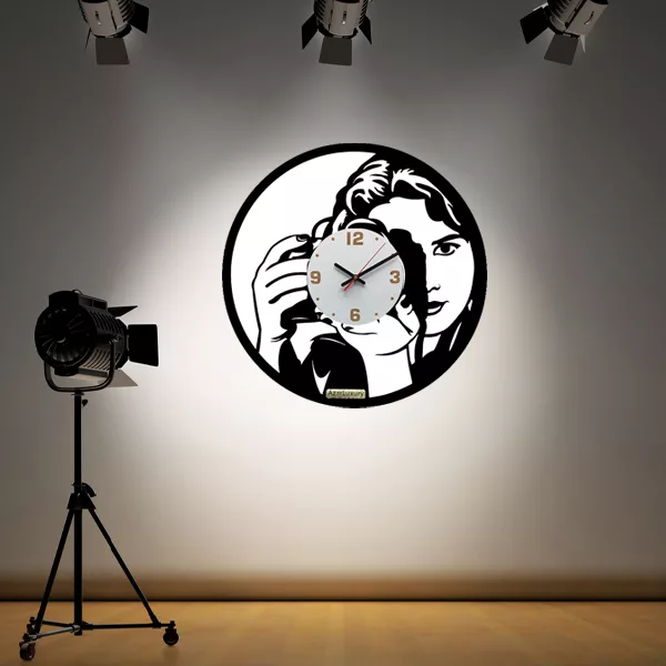 ساعت دیواری آذرلاکچری طرح آتلیه عکاسی کدat03