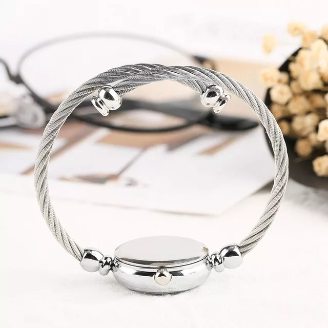 ساعت مچی عقربه ای زنانه مدل بند النگویی کد 02