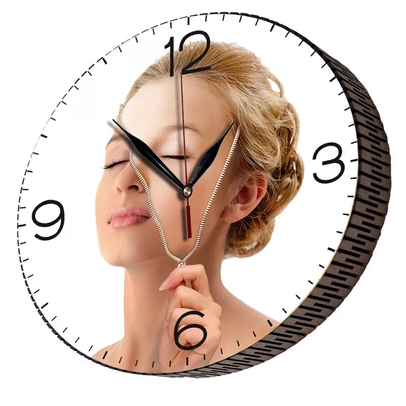 ساعت دیواری مدل پوست و زیبایی