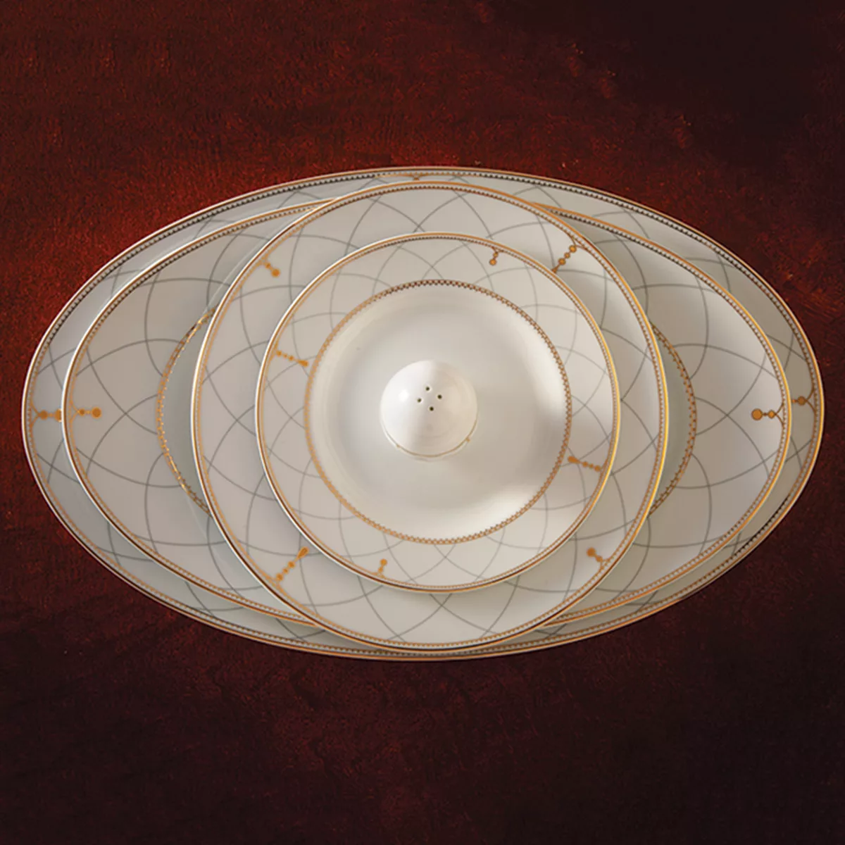 سرویس غذاخوری 102پارچه چینی زرین ایران سری ایتالیا اف مدل رومانا درجه یک