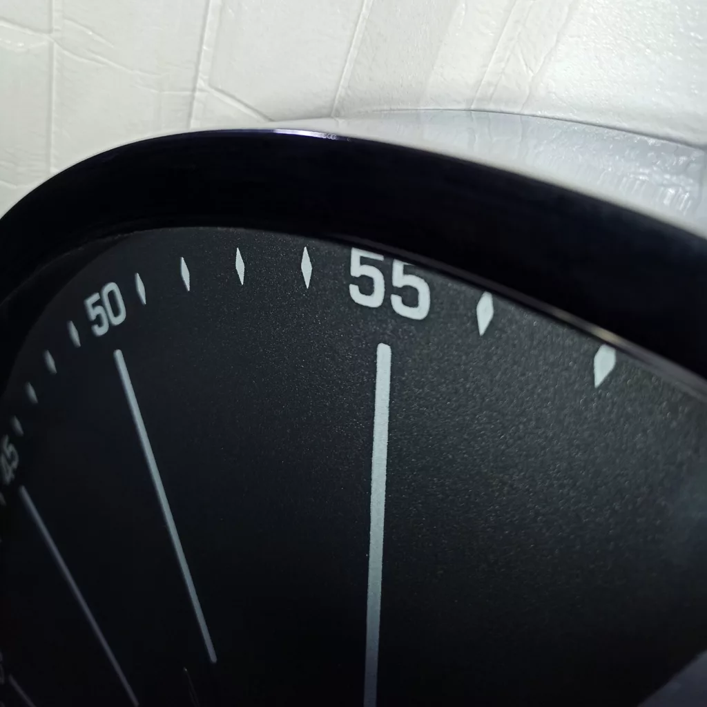 ساعت دیواری شوبرت مدل 5304