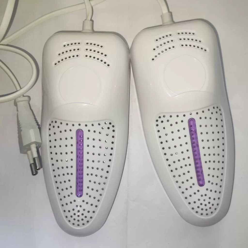 خشک کن و بوگیر کفش مدل R8 دو عددی