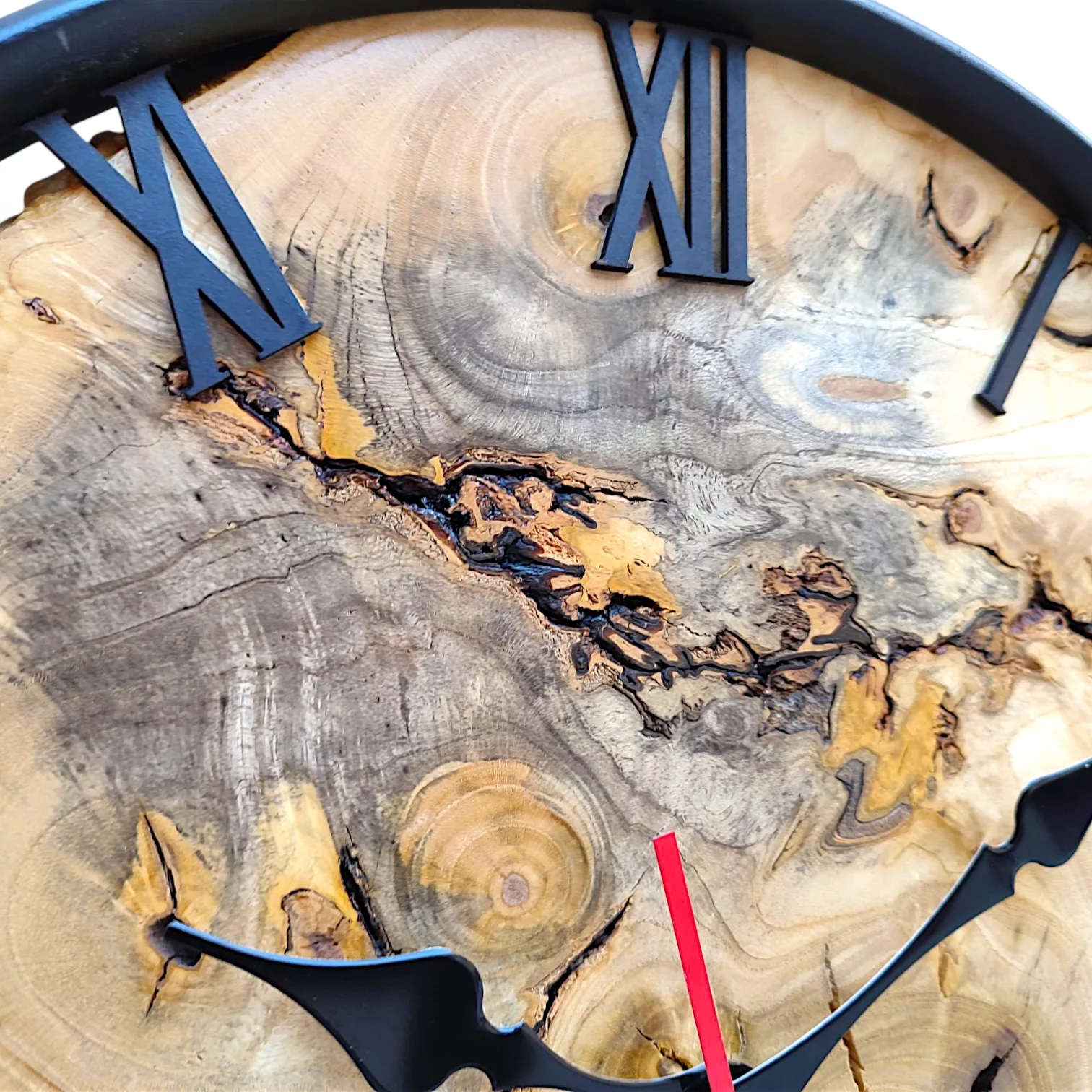 ساعت دیواری کوارتز مدل چوبی روستیک کد 4030 OS