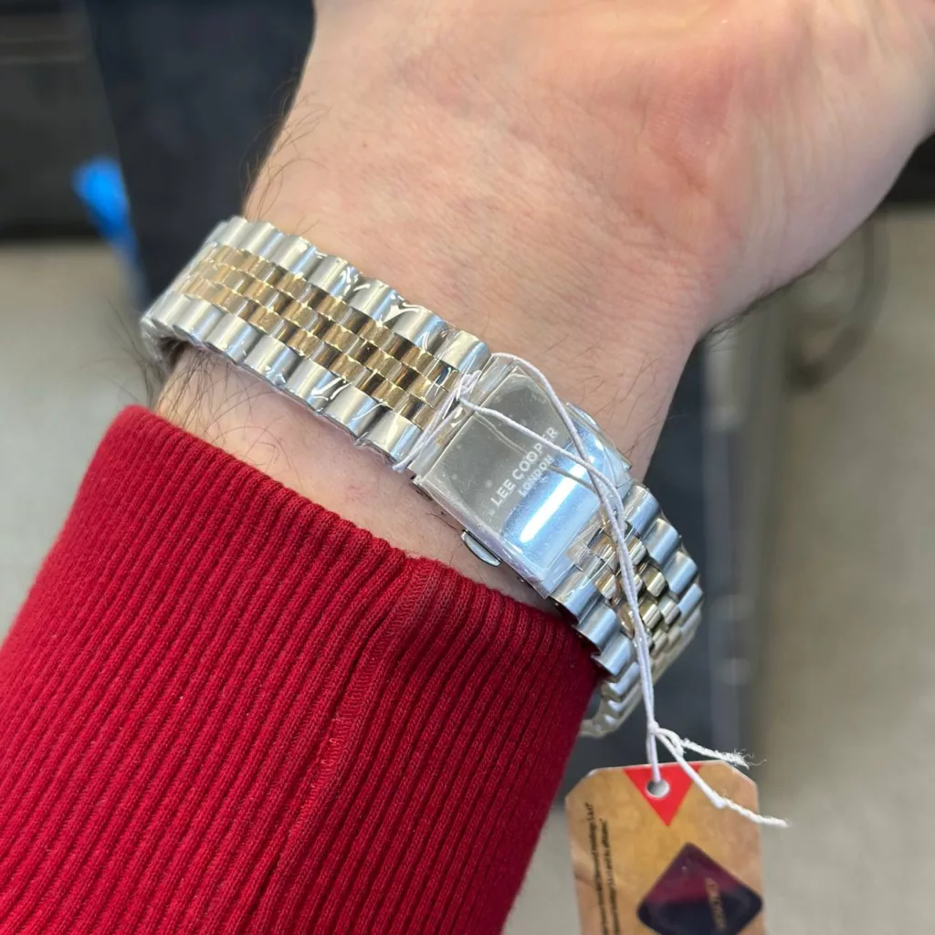 ساعت مچی عقربه ای زنانه لی کوپر مدل ۸۷۵۳۲۶۸