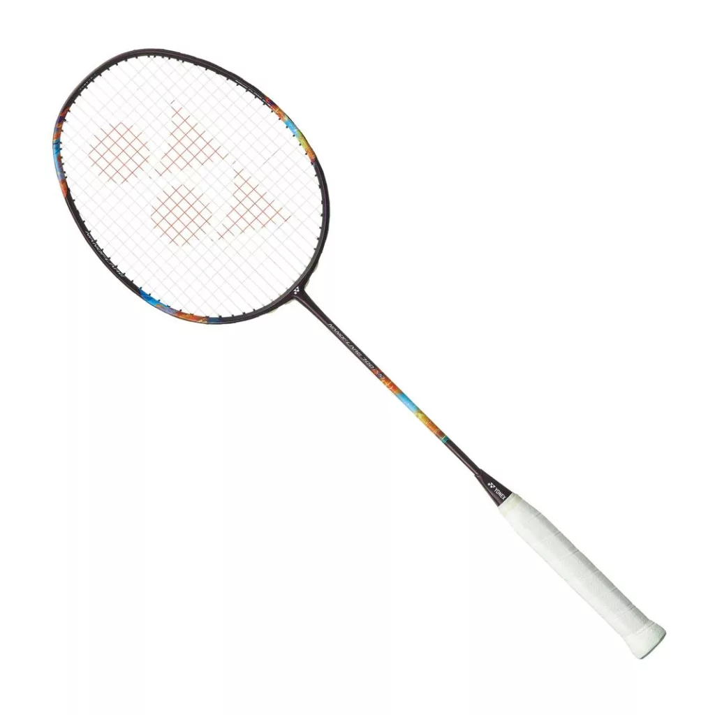 راکت بدمینتون مدل Nanoflare 700pr0