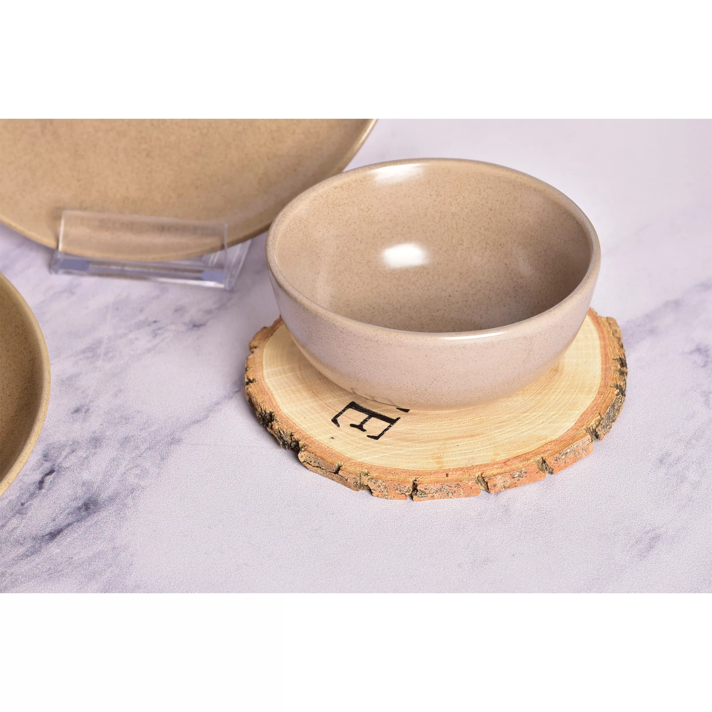 سرویس غذاخوری 4 پارچه بی وی کی طرح مجستیک کد 452704