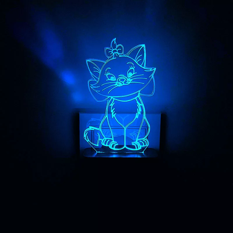 چراغ خواب اتاق کودک طرح گربه ملوس مدل دیواری