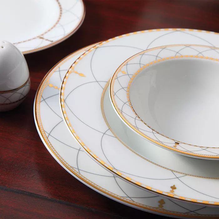 سرویس غذاخوری 28 پارچه چینی زرین ایران سری ایتالیا اف مدل روما درجه عالی