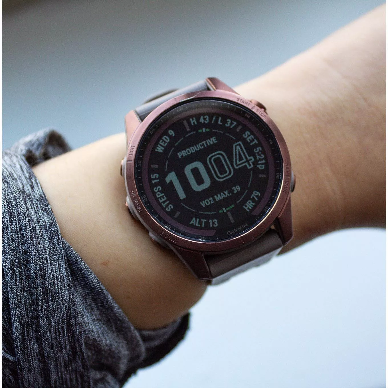 ساعت هوشمند گارمین مدل FENIX 7S Sapphire Solar Silicone Band