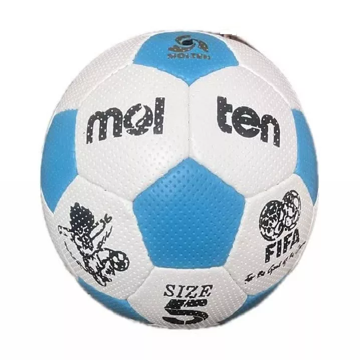 توپ فوتبال مدل چهل تکه