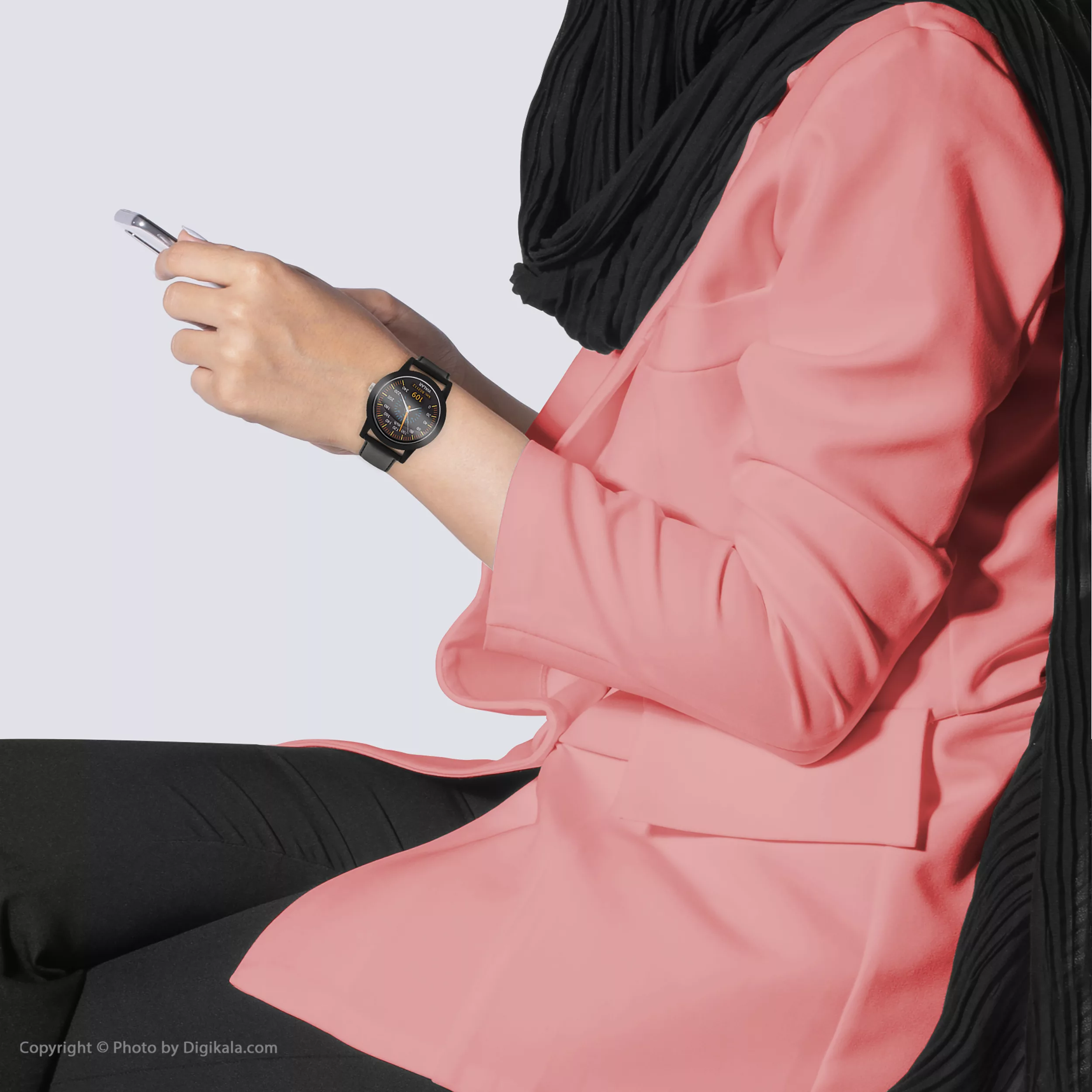 ساعت مچی عقربه ای والار طرح کیلومتر شمار کد LF2484