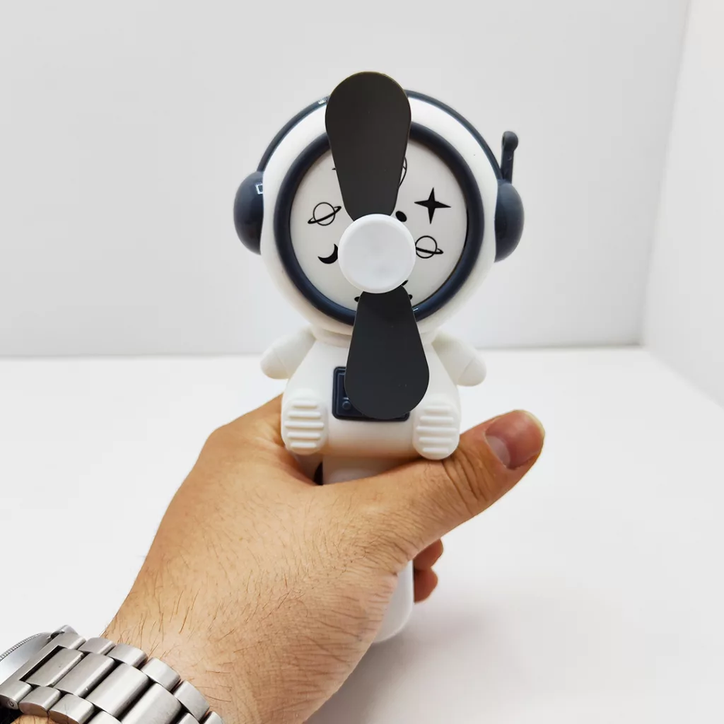 پنکه دستی مدل فضانورد