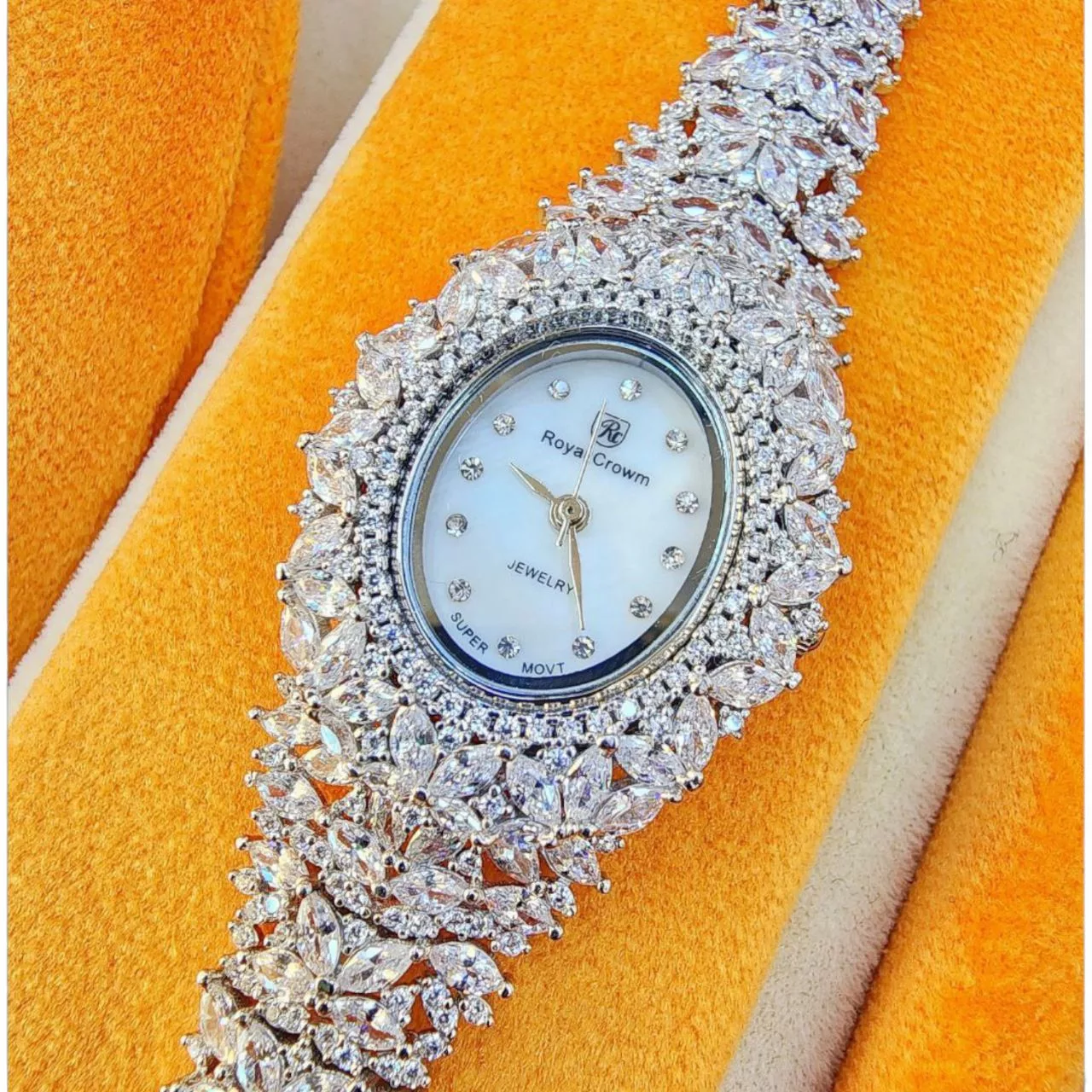 ساعت مچی عقربه‌ای کوارتز زنانه رویال کرون مدل REZAZADEH-0111