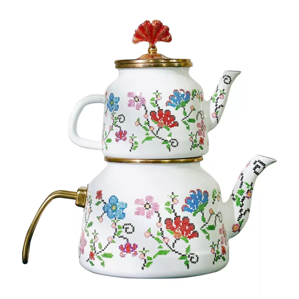 کتری و قوری میس بتی مدل Piraye9784 گنجایش کتری 2.5 لیتر گنجایش قوری 1.1 لیتر