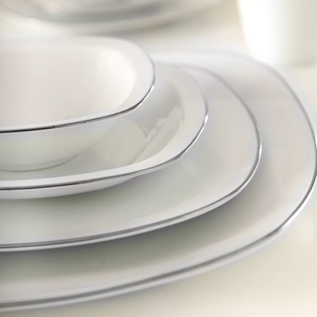 سرویس غذاخوری 98 پارچه چینی زرین ایران سری کواترو مدل سمن درجه یک