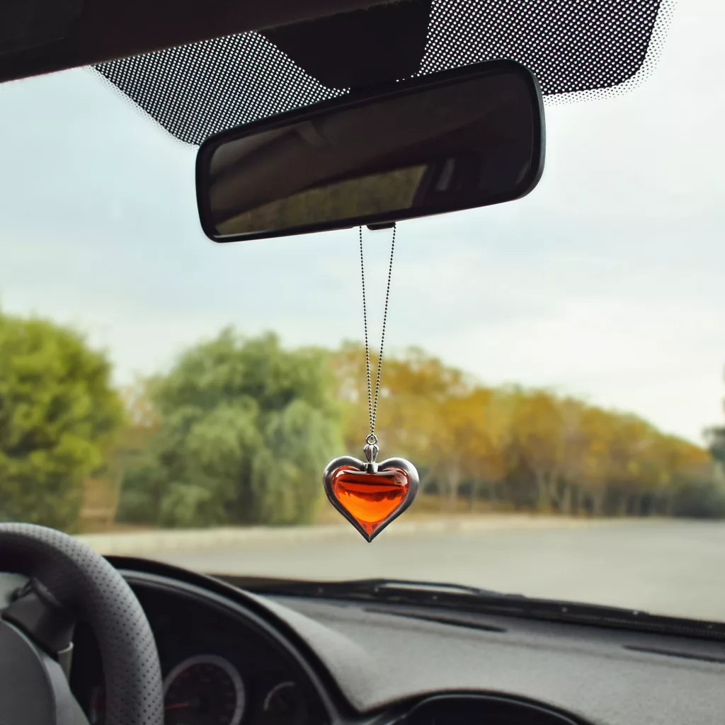 خوشبوکننده خودرو زیستو طرح قلب مدل ZHSt1