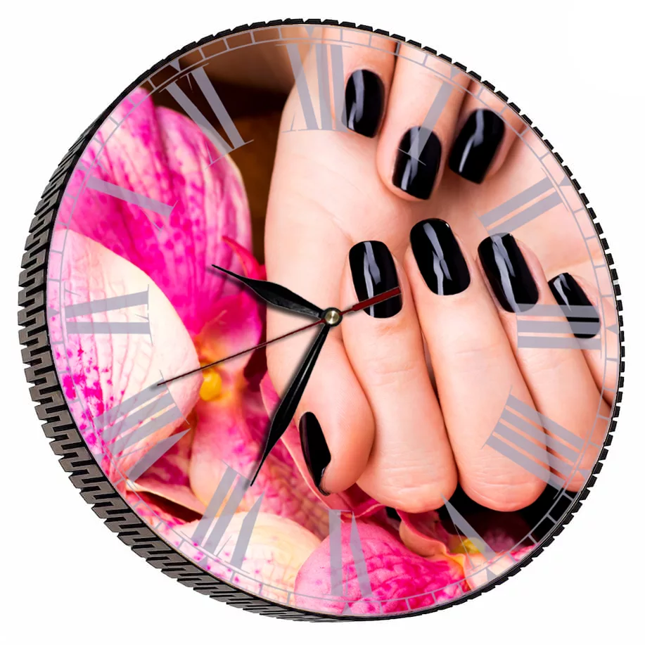 ساعت دیواری مدل ناخن