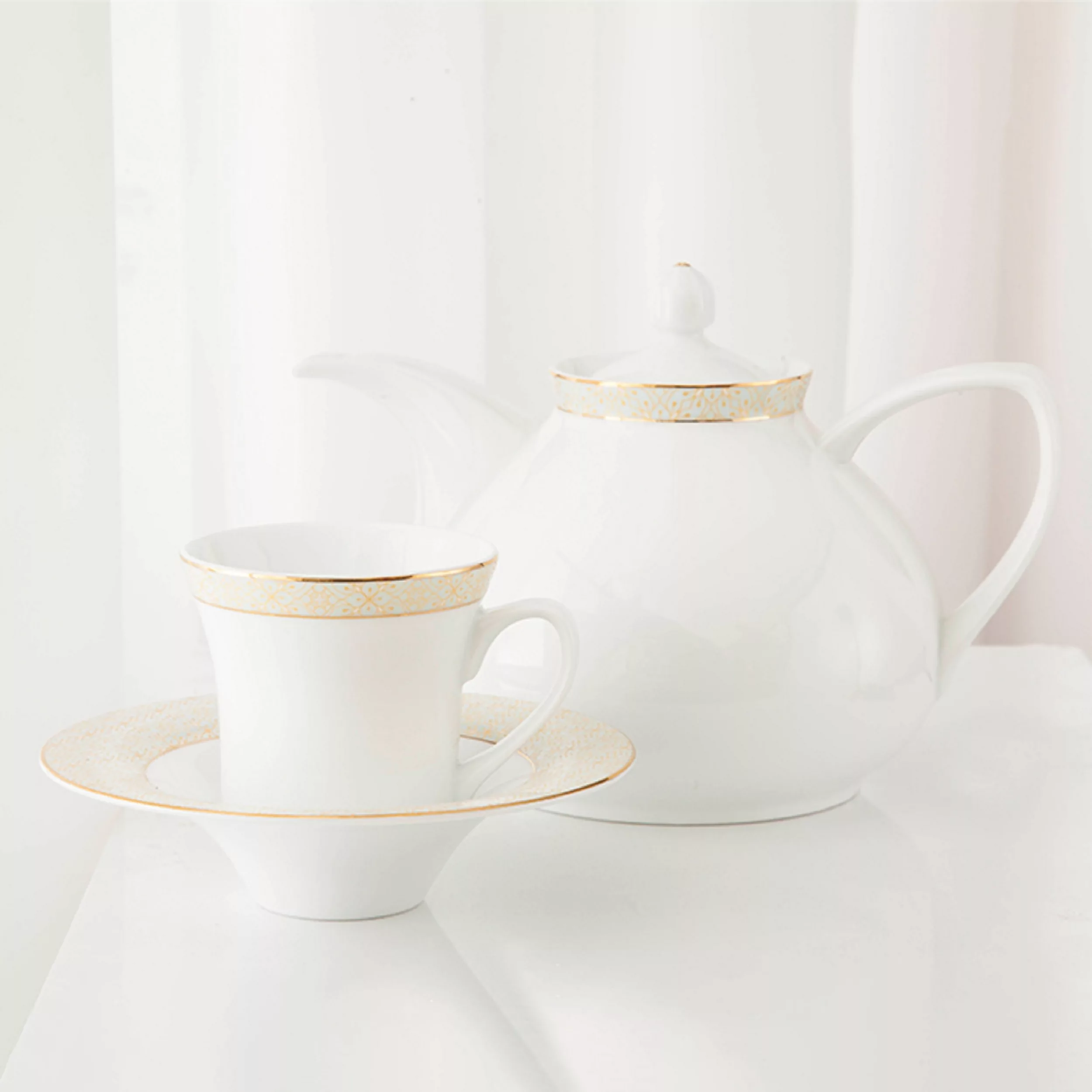 سرویس غذاخوری 108 پارچه چینی زرین ایران مدل شهرزاد آناهید درجه عالی