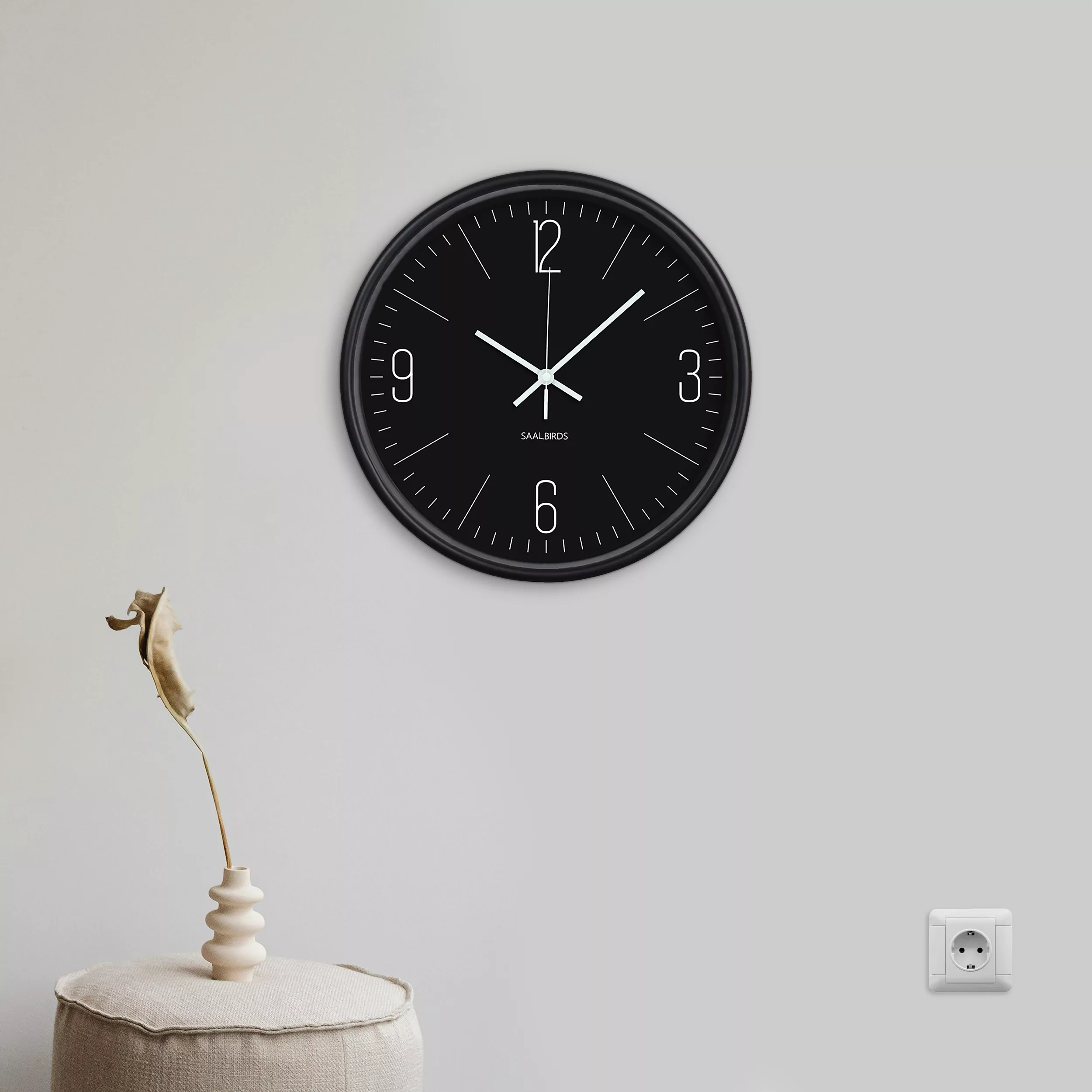 ساعت دیواری سالبردز مدل CWM-114