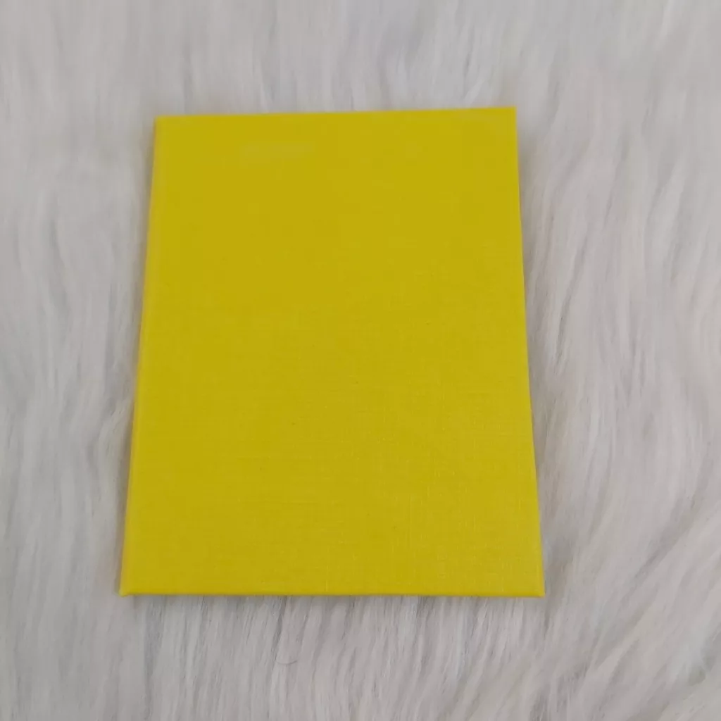 آینه جیبی طرح دختر عروسکی کد gir120