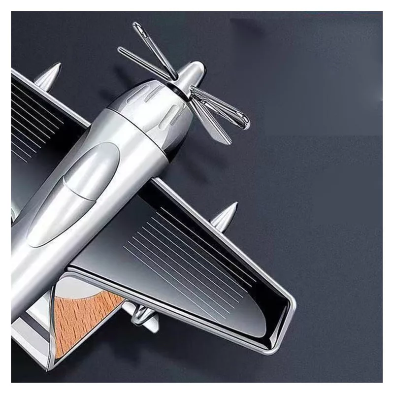 خوشبو کننده خورشیدی خودرو طرح هواپیما نقره ای ملخی مدل AF1008