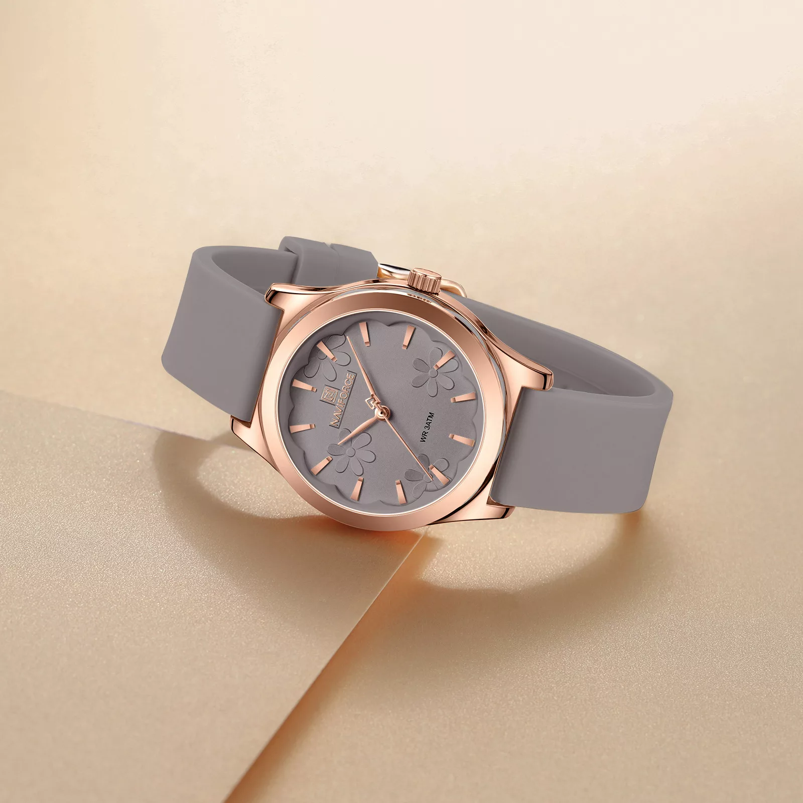 ساعت مچی عقربه ای زنانه کوارتز نیوی فورس مدل nf5051rggygy