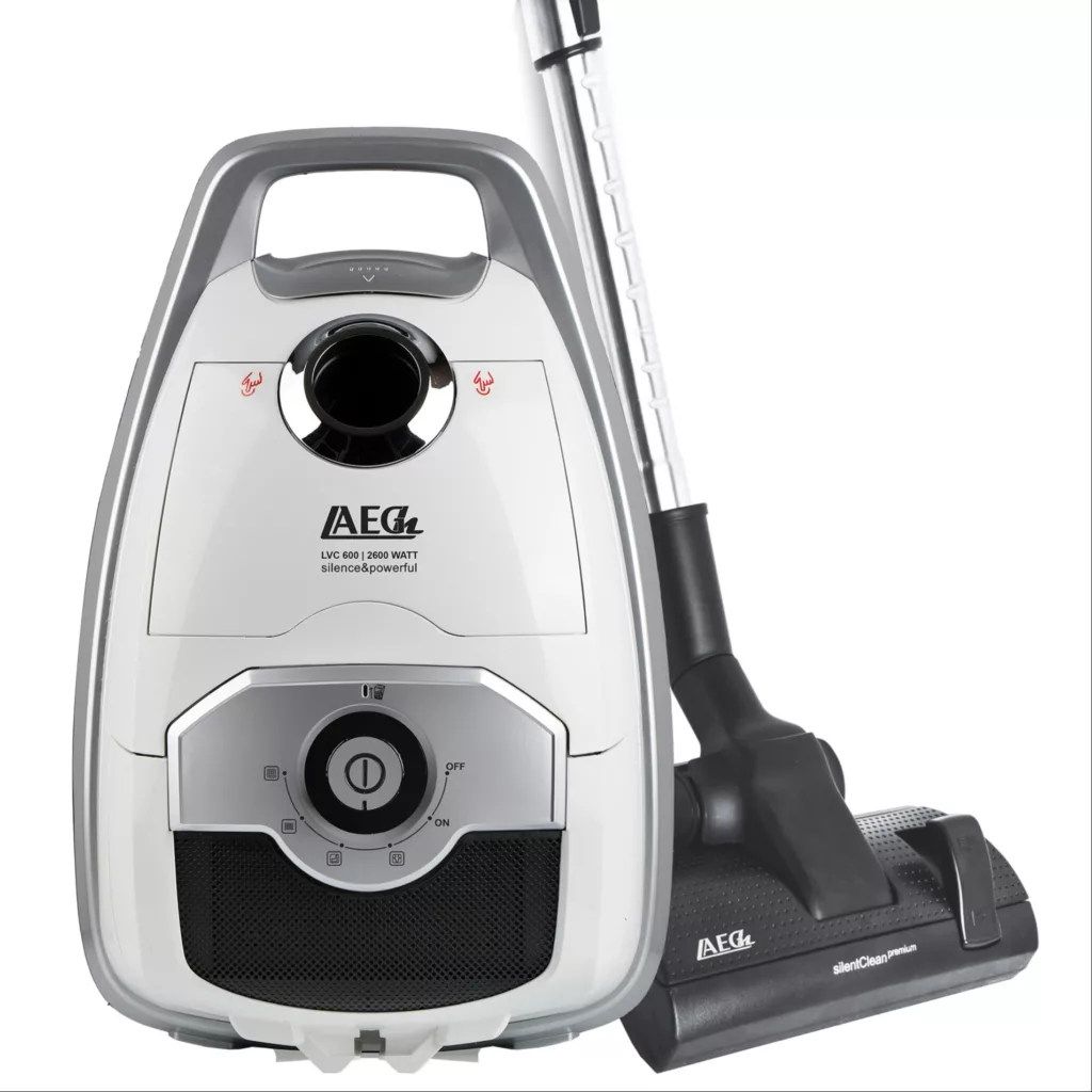 جاروبرقی 2400 وات لایق مدل LVC-600