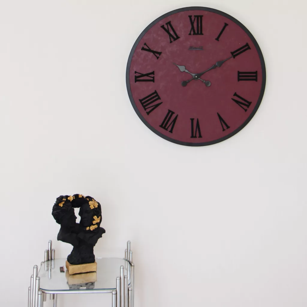 ساعت دیواری کوارتز سانلی طرح فلزی چرمی کد ۱۶