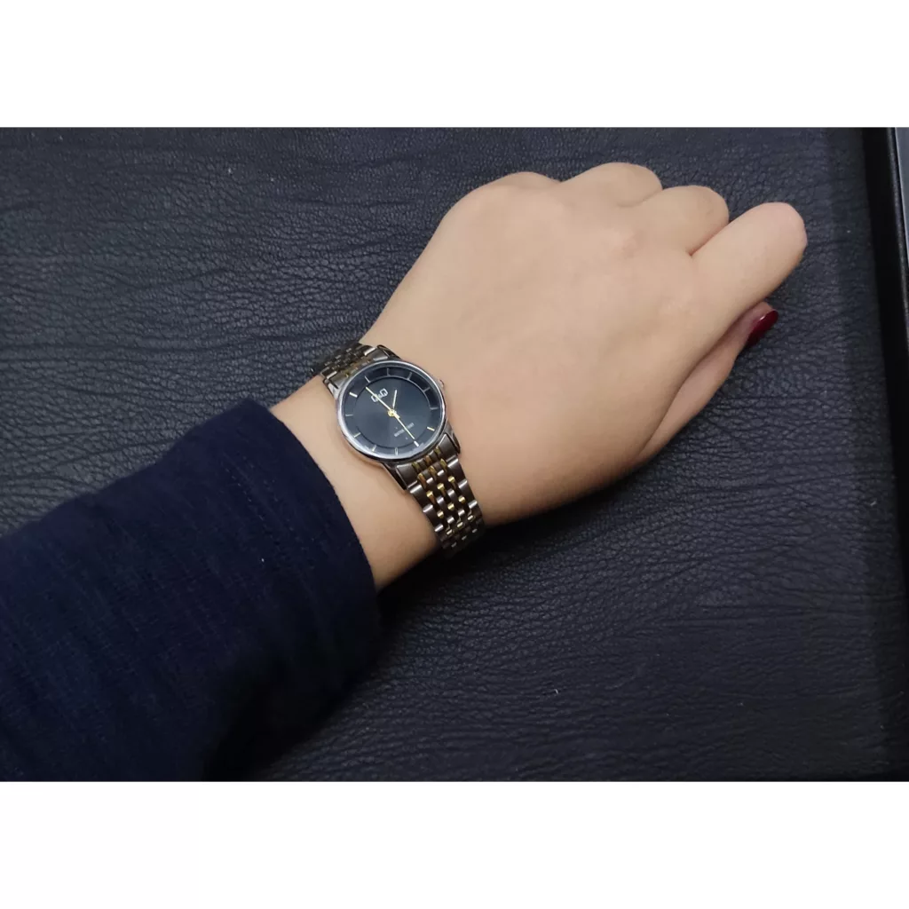 ساعت مچی عقربه ای زنانه کیو اند کیو مدل C63A-003PY