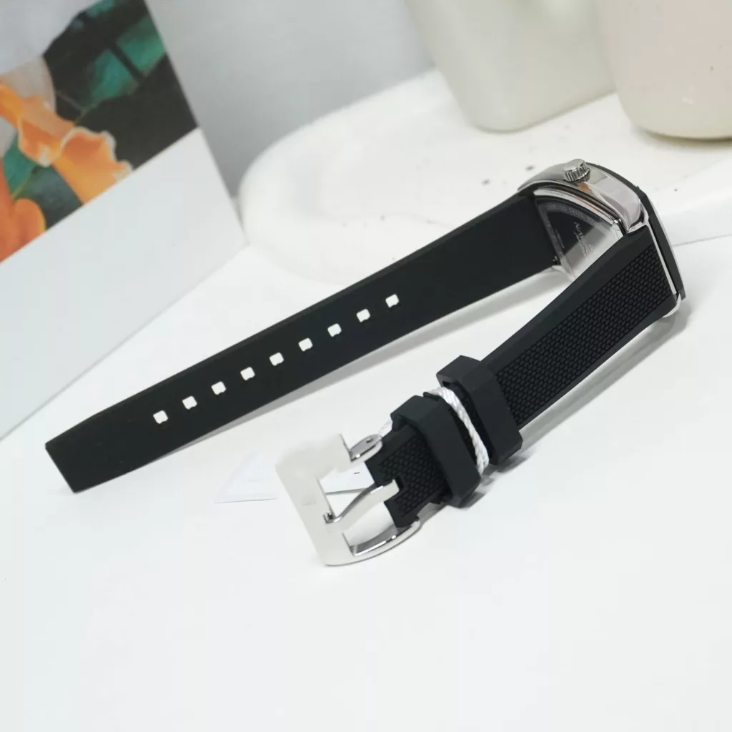 ساعت مچی عقربه‌ای کوارتز زنانه نیوی فورس مدل NF5049