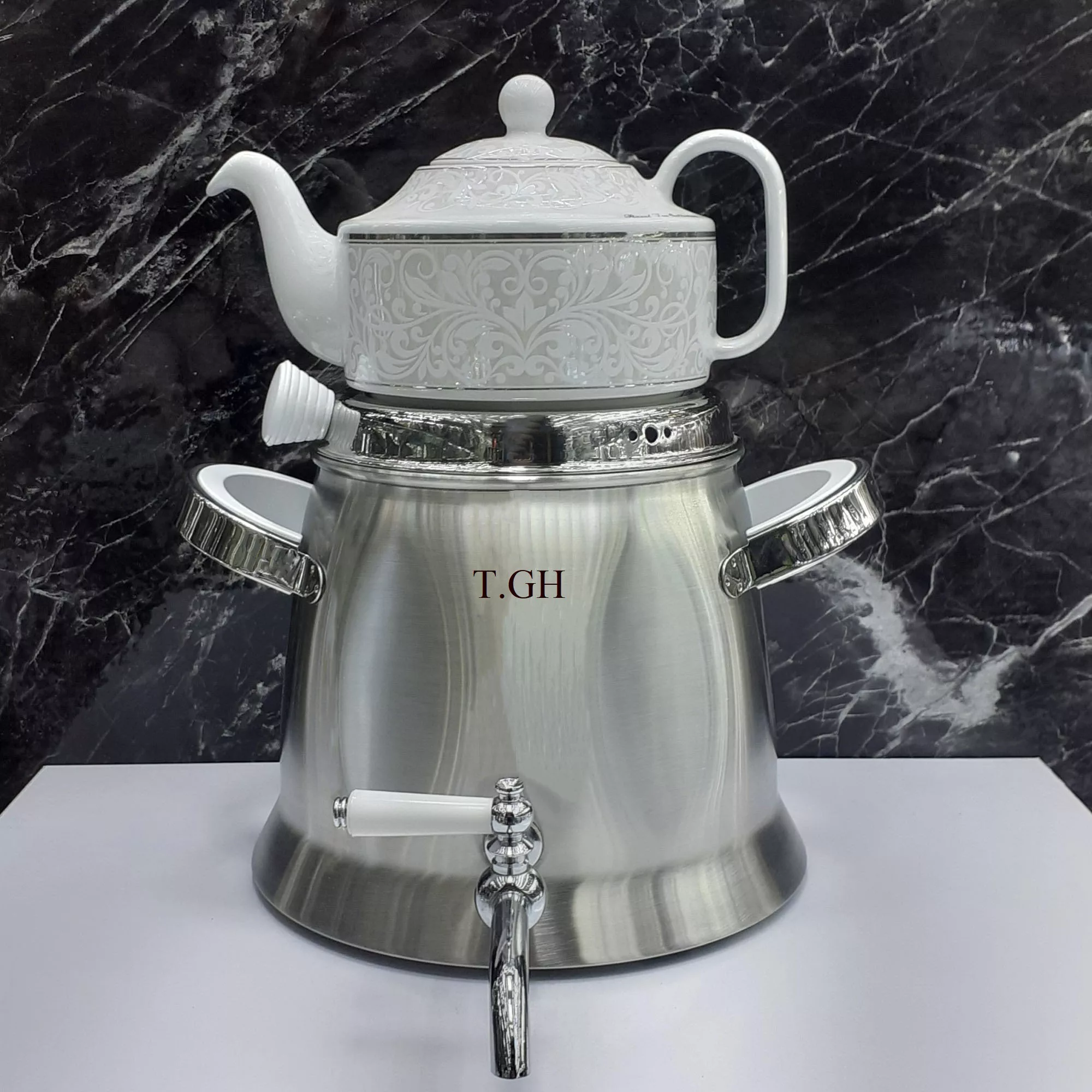 ست کتری و قوری تی جی اچ مدل کاوه کف چدن