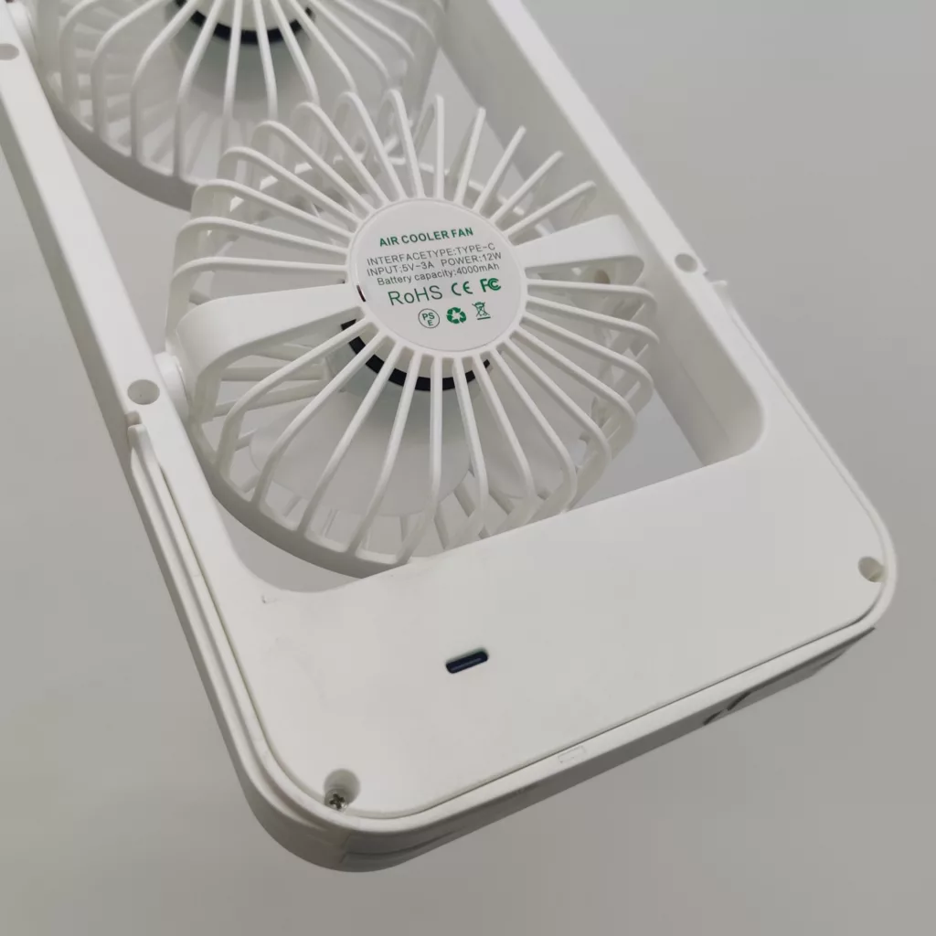 پنکه رومیزی مدل  F10 ظرفیت 4000 میلی آمپر