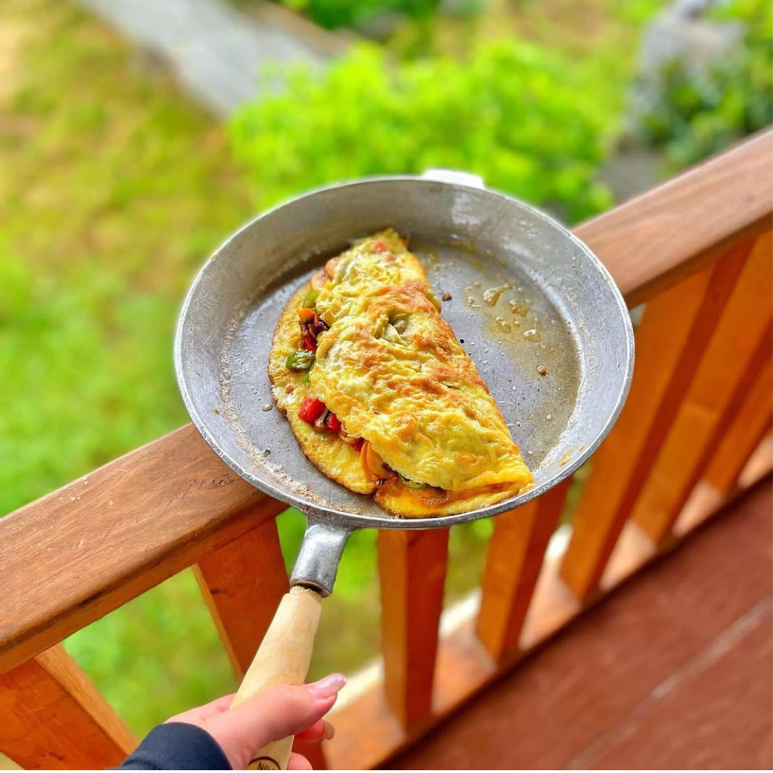 تابه سفری مدل روسی طرح دسته چوبی کمپر