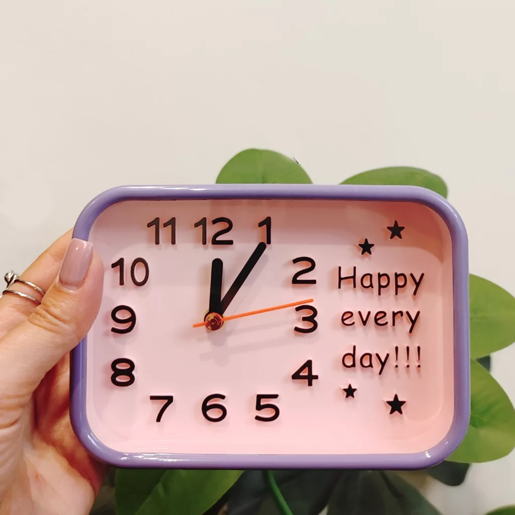 ساعت رومیزی مدل HAPPY کد 2302