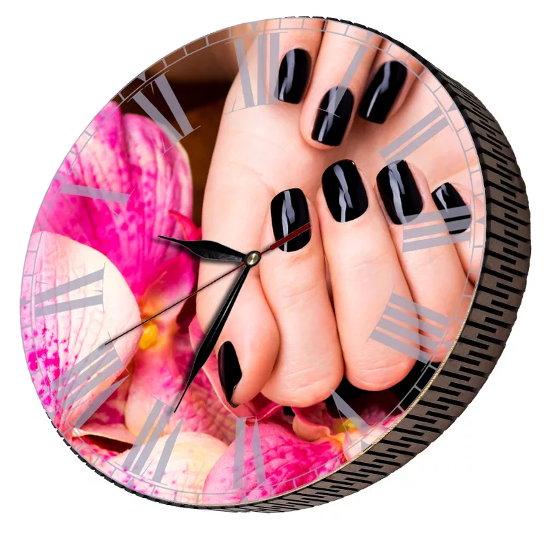 ساعت دیواری مدل ناخن