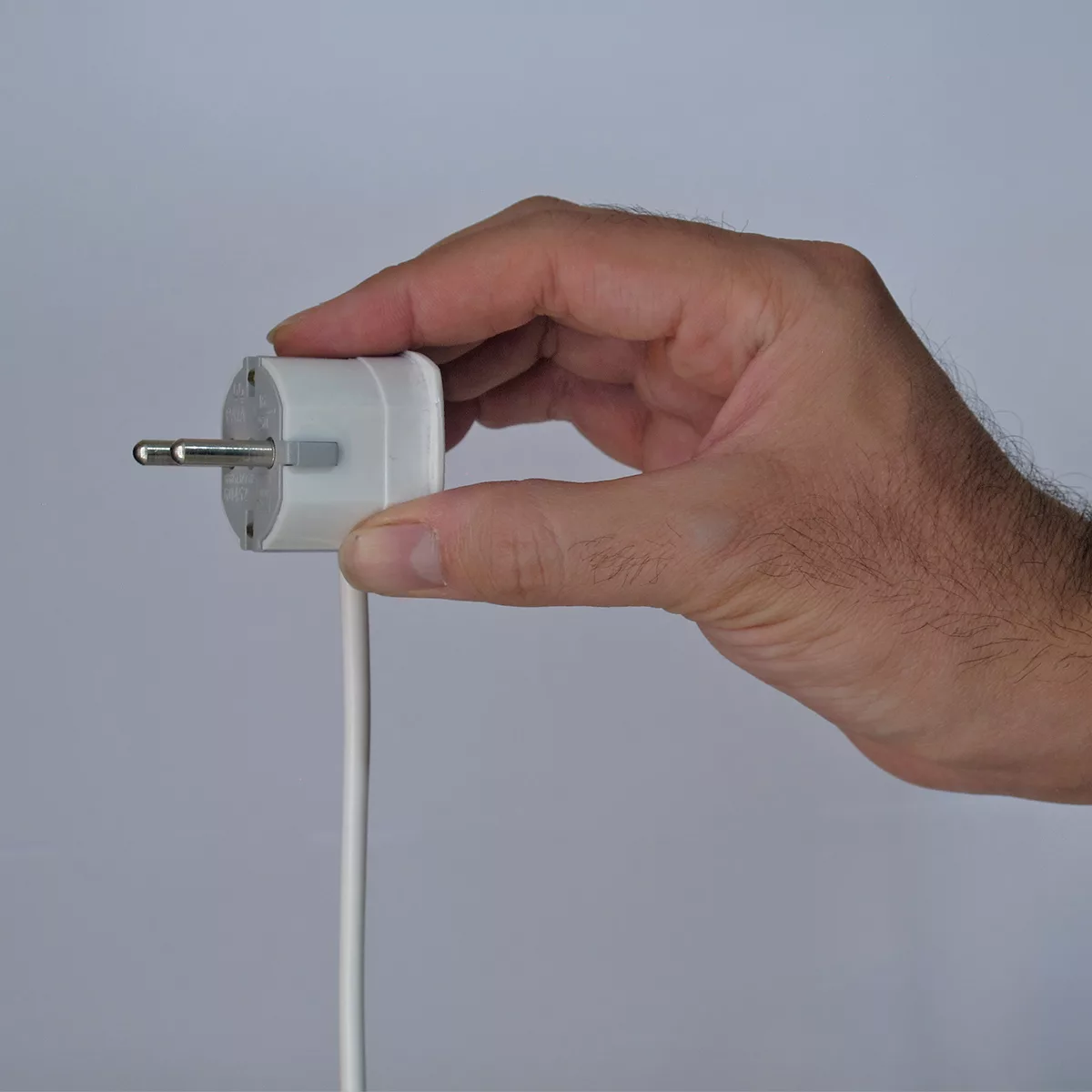 کابل سیار مدل ضامن دار  طول 2 متر