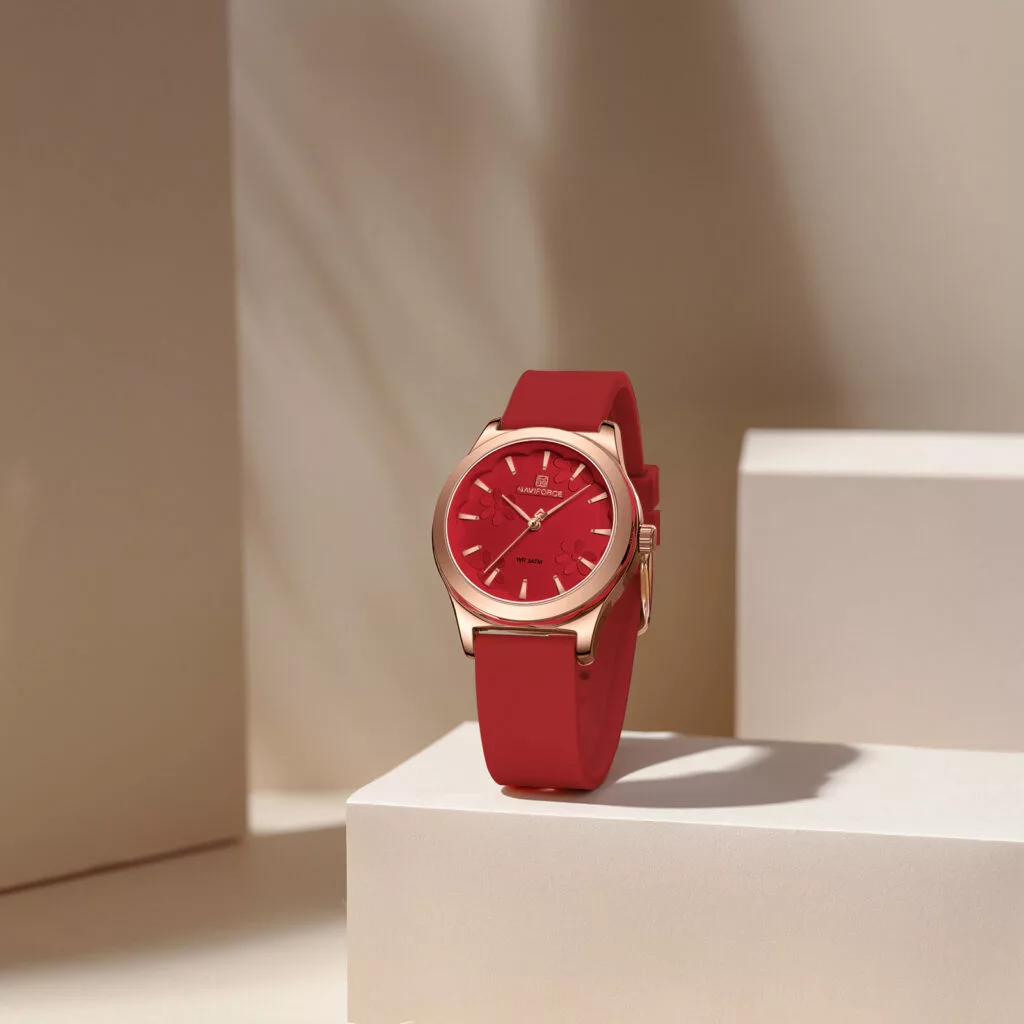 ساعت مچی عقربه ای زنانه نیوی فورس مدل 5051