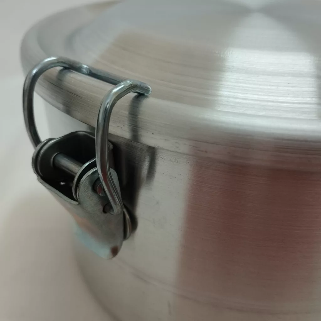 ظرف سفری نقره فام آلومین مدل 2 طبقه کد 001