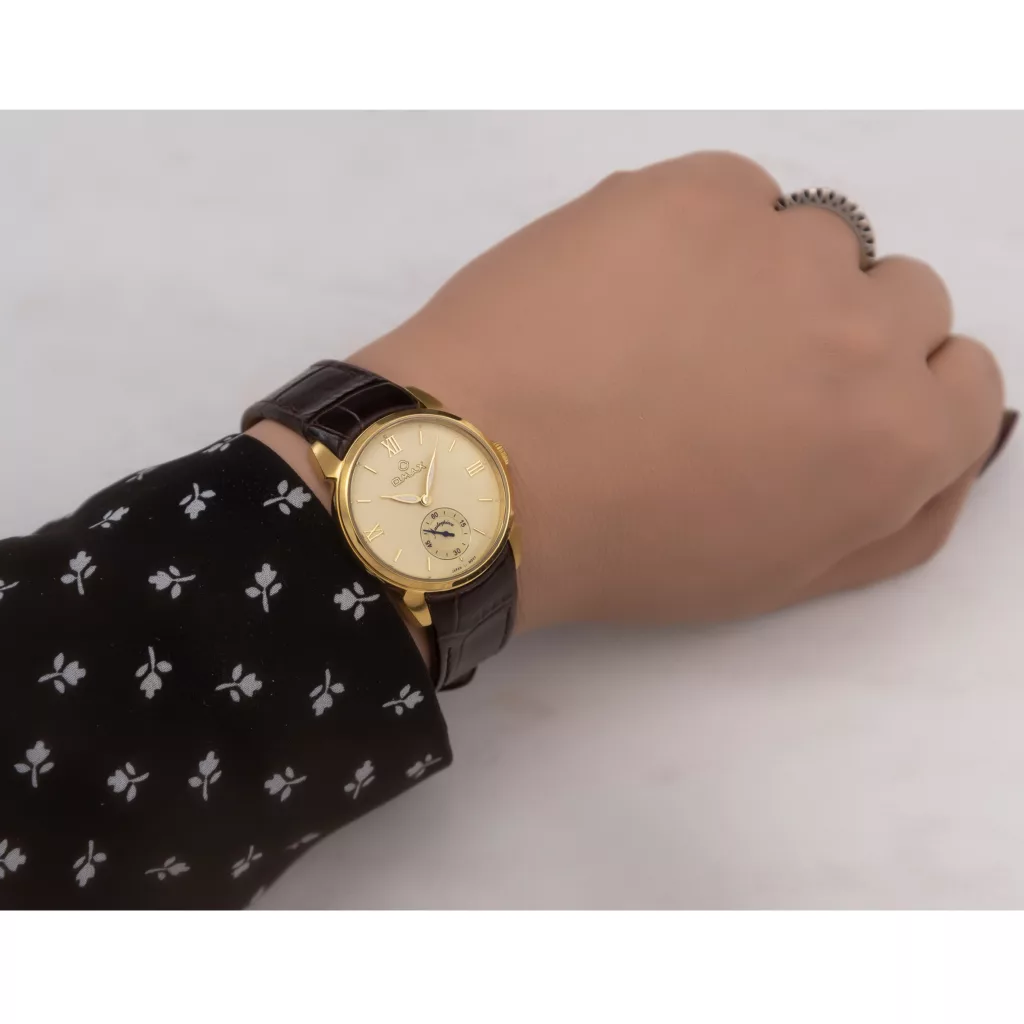 ساعت مچی عقربه ای زنانه اوماکس مدل ML05G15IO