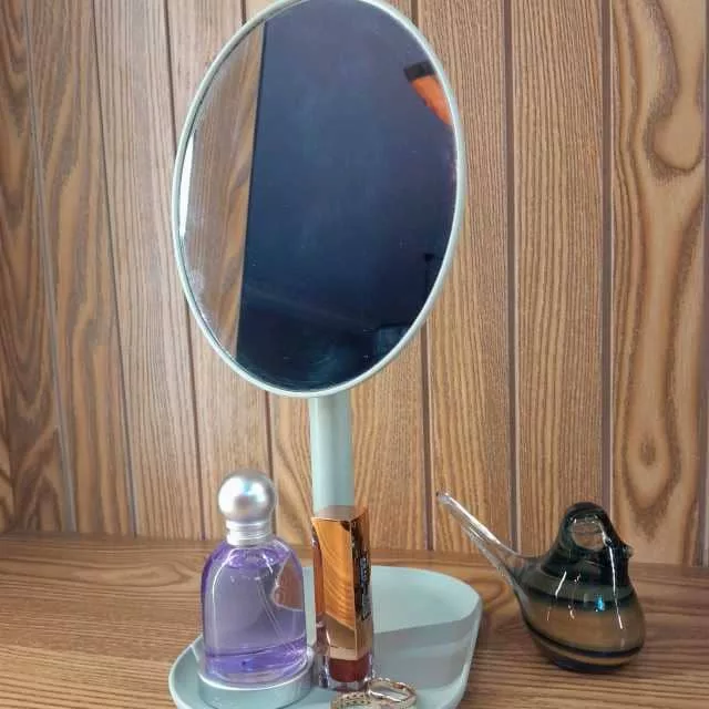 آینه آرایشی رومیزی مدل Moon