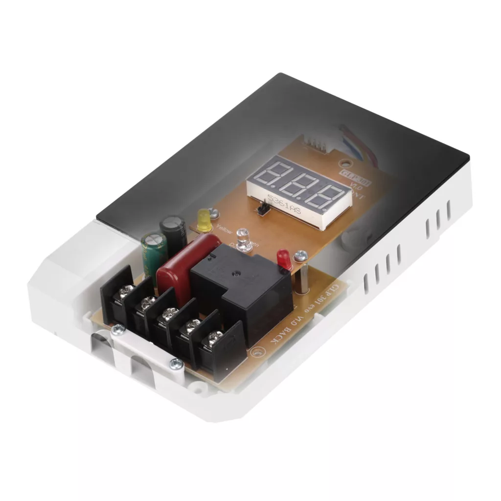 محافظ ولتاژ گرین لاین مدل GLP301 EVO