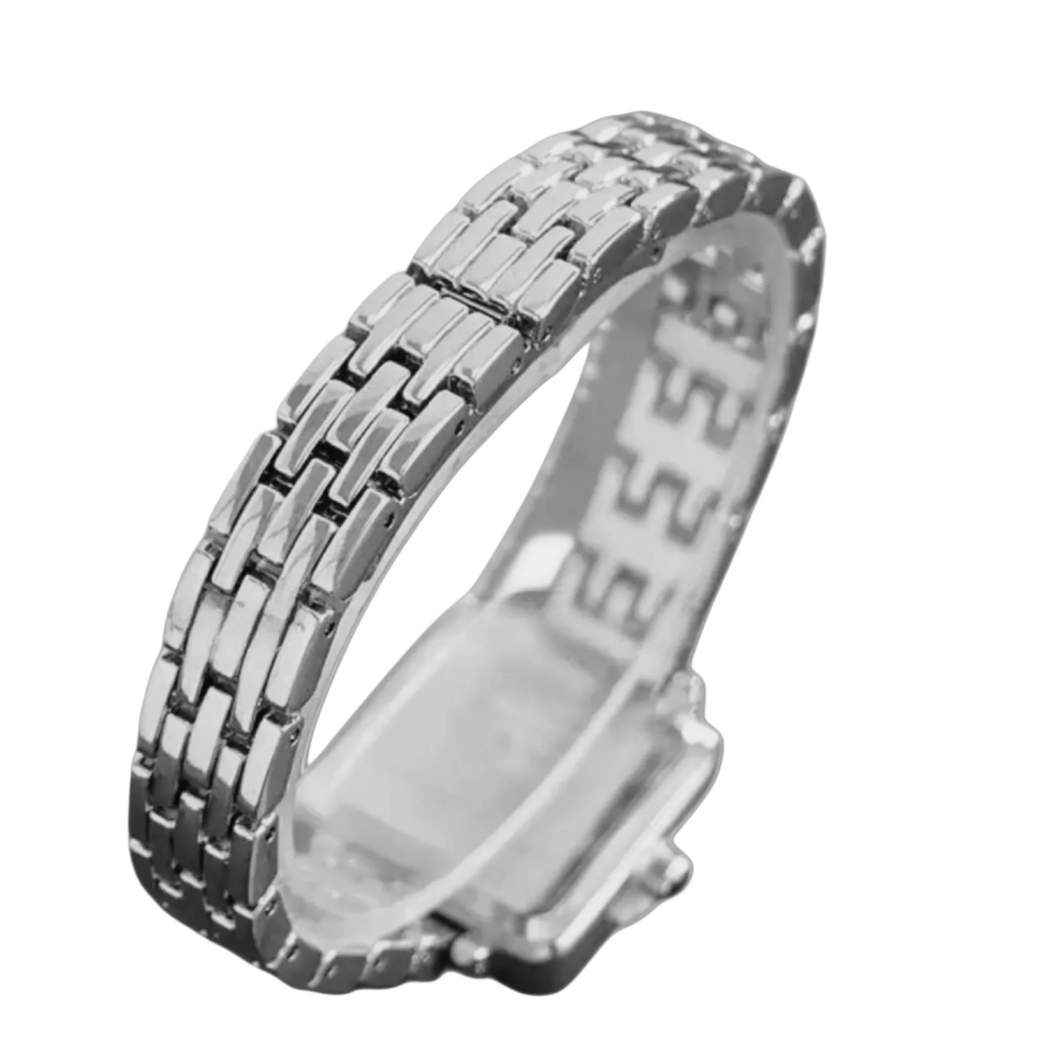 ساعت مچی عقربه‌ای کوارتز زنانه مدل لوکس قاب دور نگین بند استیل کد ۴